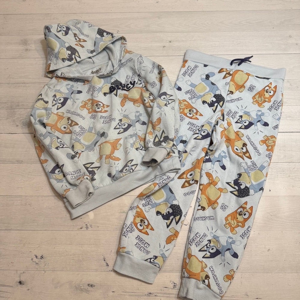 Bluey kids two piece sweatpants sweatshirt‎ 5T